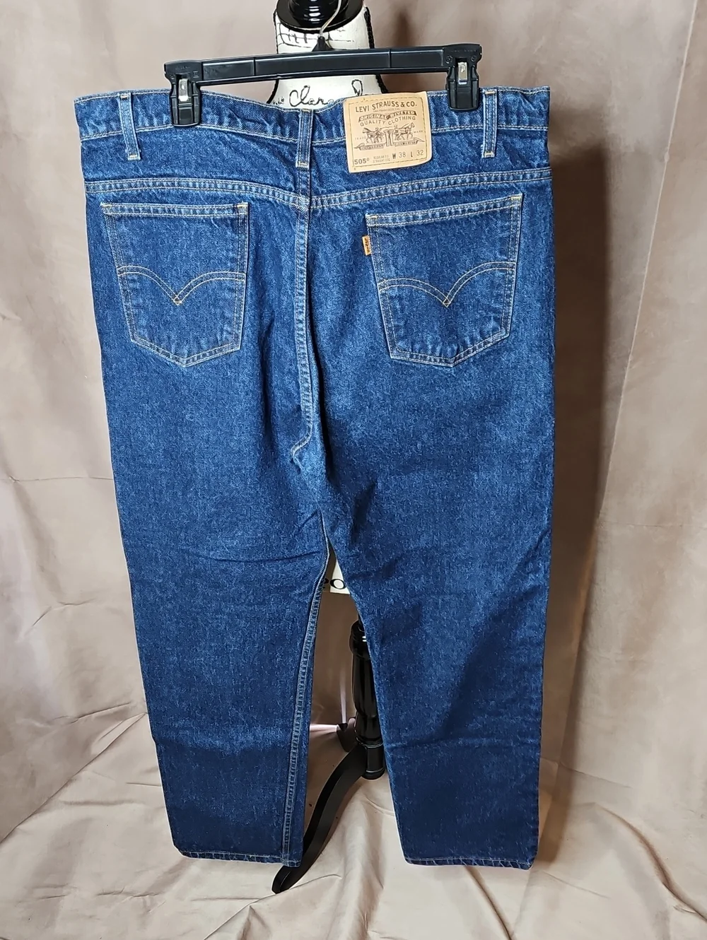 Levi's Men's Vintage 1996 505 Regular Straight Leg Jeans 38x32 Excellent cond.